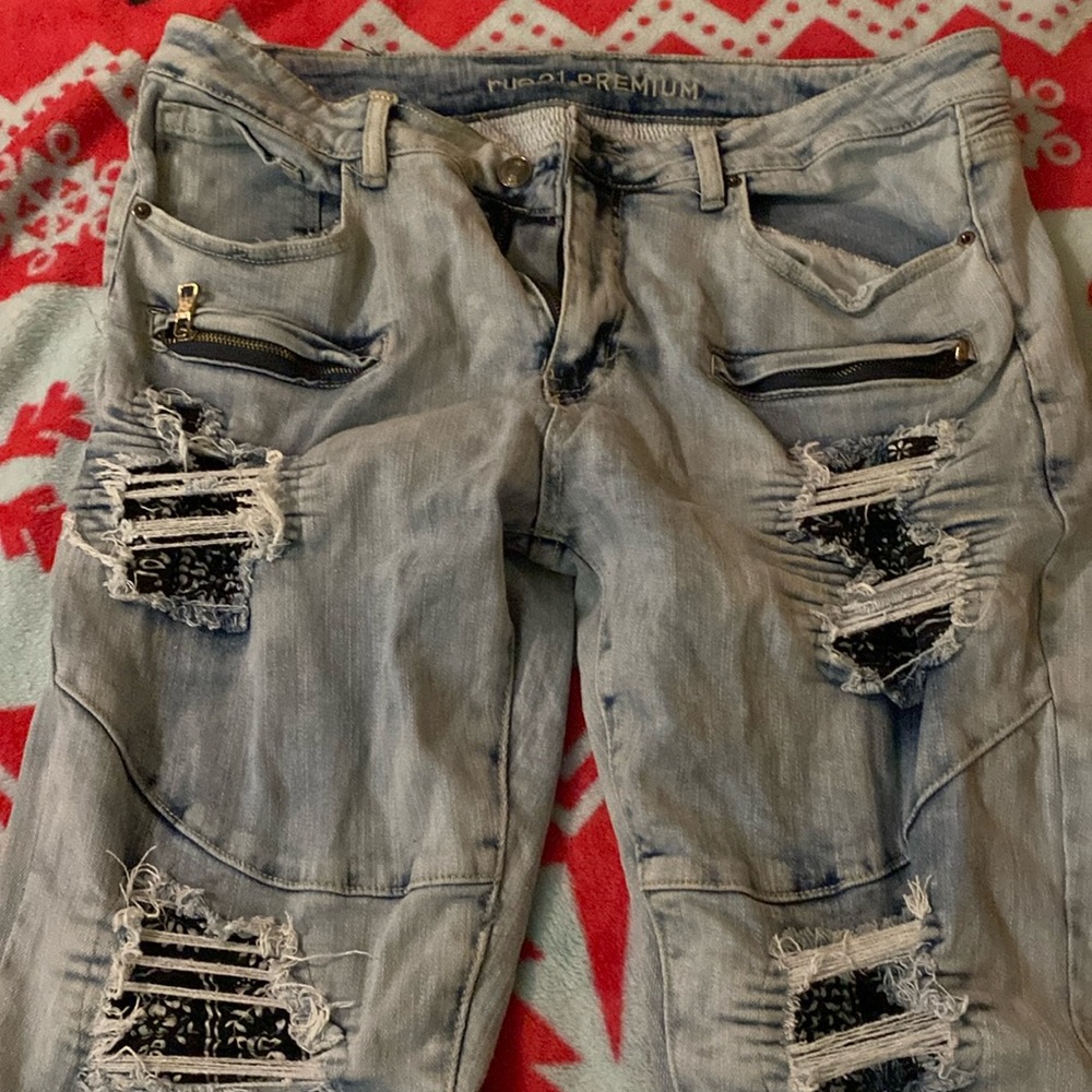 ⚡️*Premier Denim By Rue 21* Size 38 x 32 Men’s Distressed Jeans